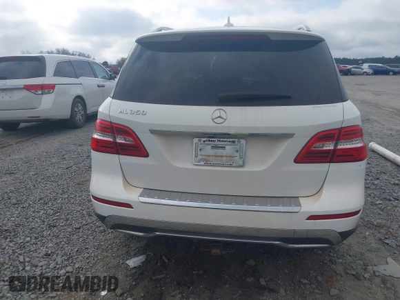 2015 Mercedes-Benz M 350 with VIN 4JGDA5JB6FA564925, listed as a IAAI auction lot 41531961 with 130,466 mi miles and . Bid and sale history available at DreamBid. Image 16.