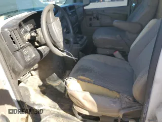 2005 Chevrolet Express Cargo Van with VIN 1GCGG25V951131973, listed as a Copart auction lot 50502685 with 330,845 mi miles and Salvage Title. Bid and sale history available at carsss.com. Image 7.
