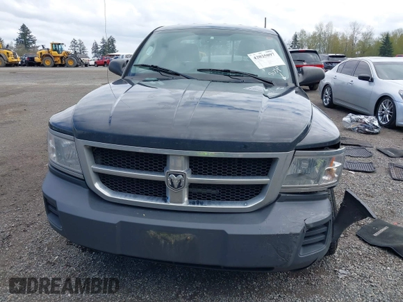 2008 Dodge Dakota с VIN 1D7HW32KX8S560888, выставлен на аукционе IAAI как лот 42025097 с пробегом 46 639 миль миль и . История ставок и продаж доступна на DreamBid. Изображение 12.