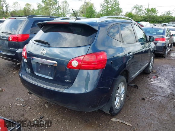 2015 Nissan Rogue S with VIN JN8AS5MV9FW761363, listed as a IAAI auction lot 42146013 with 171,363 mi miles and . Bid and sale history available at DreamBid. Image 4.