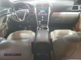 2014 Ford Explorer XLT z VIN 1FM5K7D86EGB48933, wystawiony jako Copart lot #60347305 z przebiegiem 231 613 mil mil oraz Czysty tytuł • Clean title. Historia ofert i sprzedaży dostępna na DreamBid. Obrazek 8.