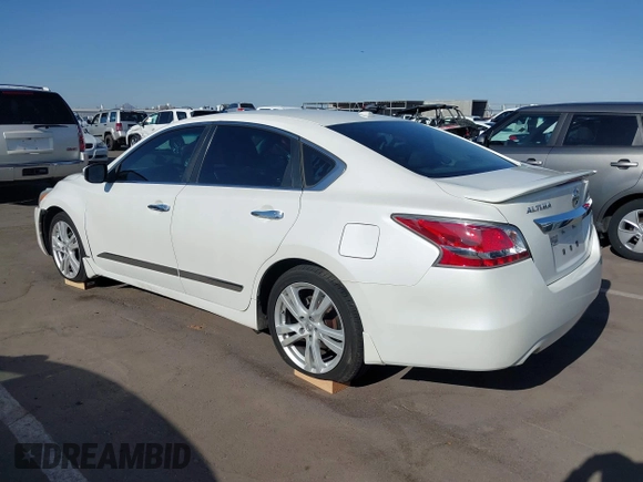 2014 Nissan Altima SL with VIN 1N4BL3AP4EC267165, listed as a IAAI auction lot 42046064 with 154,758 mi miles and . Bid and sale history available at DreamBid. Image 3.