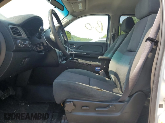 2009 Chevrolet Tahoe Special Service z VIN 1GNFK03099R231902, wystawiony jako Copart lot #59691885 z przebiegiem 136 221 mil mil oraz Czysty tytuł • Clean title. Historia ofert i sprzedaży dostępna na DreamBid. Obrazek 7.