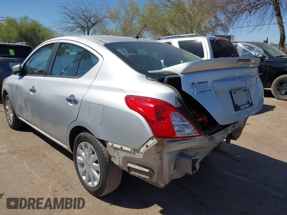 2018 Nissan Versa Sedan SV with VIN 3N1CN7AP8JK438703, listed as a IAAI auction lot 41901137 with 90,646 mi miles. Bid and sale history available at carsss.com. Image 6.