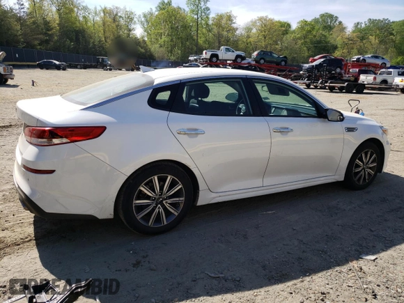 2019 Kia Optima LX z VIN 5XXGT4L30KG366223, wystawiony jako Copart lot #54241465 z przebiegiem 57 598 mil mil oraz Szkoda całkowita • Salvage title. Historia ofert i sprzedaży dostępna na DreamBid. Obrazek 3.