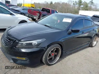 2011 Honda Accord LX z VIN 1HGCP2F33BA157039, wystawiony jako IAAI lot #42069608 z przebiegiem 135 211 mil mil oraz . Historia ofert i sprzedaży dostępna na DreamBid. Obrazek 2.