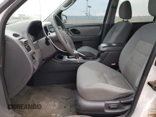 2006 Ford Escape XLT with VIN 1FMCU93196KC35869, listed as a Copart auction lot 67738554 with 164,937 mi miles and Clean Title. Bid and sale history available at carsss.com. Image 7.