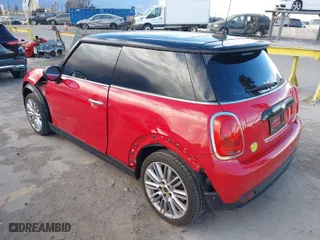 2024 MINI Hardtop 2 Door Cooper SE with VIN WMW13DJ07R2U39440, listed as a IAAI auction lot 41275780 with 16,009 mi miles. Bid and sale history available at carsss.com. Image 3.