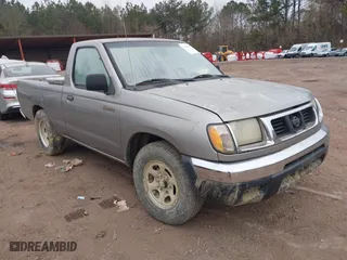 2000 Nissan Frontier 2WD XE with VIN 1N6DD21S9YC310558, listed as a IAAI auction lot 41388581 with 1 mi miles. Bid and sale history available at carsss.com. Image 1.