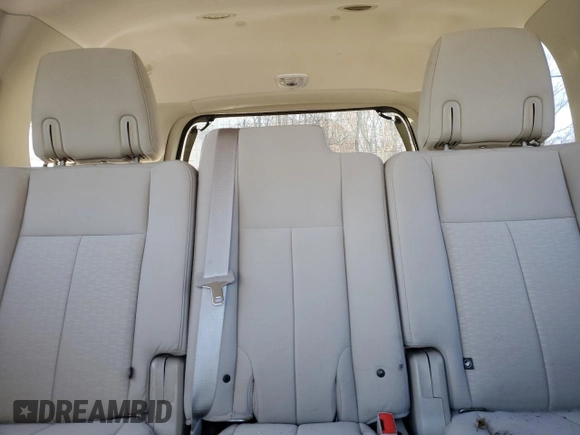 2014 Ford Expedition XL with VIN 1FMJU1G58EEF52772, listed as a Copart auction lot 82862734 with 61,998 mi miles and Salvage title. Bid and sale history available at DreamBid. Image 10.