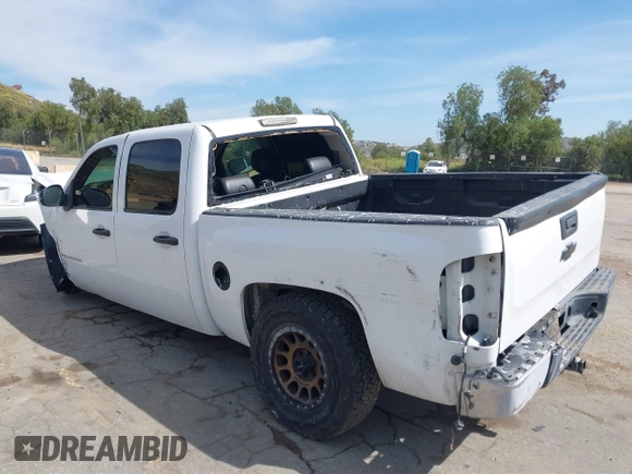 2007 Chevrolet Silverado 1500 1LT with VIN 2GCEC13J471517260, listed as a IAAI auction lot 39369498 with 183,703 mi miles and . Bid and sale history available at DreamBid. Image 3.