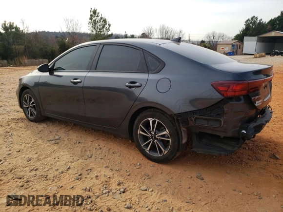 2022 Kia Forte LXS with VIN 3KPF24AD3NE502206, listed as a Copart auction lot 48490235 with 60,307 mi miles and Salvage Title. Bid and sale history available at DreamBid. Image 2.
