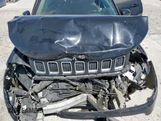 2018 Jeep Compass Limited with VIN 3C4NJDCB5JT332771, listed as a Copart auction lot 50347145 with 173,687 mi miles and Salvage Title. Bid and sale history available at DreamBid. Image 14.