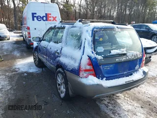 2004 Subaru Forester XS z VIN JF1SG65654H755355, wystawiony jako IAAI lot #41384039 z przebiegiem 207 349 mil mil oraz . Historia ofert i sprzedaży dostępna na DreamBid. Obrazek 3.