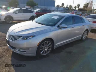 2014 Lincoln MKZ with VIN 3LN6L2G9XER824799, listed as a IAAI auction lot 41472656 with 148,582 mi miles. Bid and sale history available at carsss.com. Image 2.