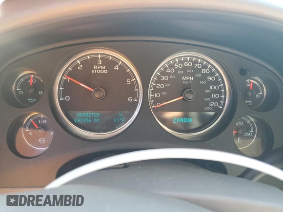 2011 Chevrolet Suburban LT with VIN 1GNSKJE30BR370334, listed as a Copart auction lot 65003225 with 193,356 mi miles and Clean title. Bid and sale history available at DreamBid. Image 9.