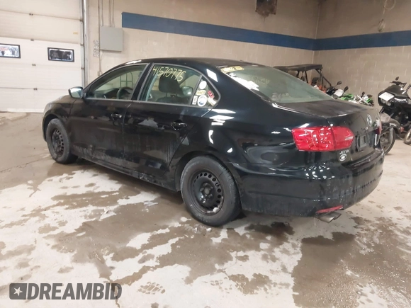2014 Volkswagen Jetta Sedan S with VIN 3VW1K7AJ7EM445531, listed as a IAAI auction lot 41570775 with 101,522 mi miles. Bid and sale history available at carsss.com. Image 3.