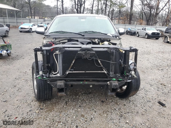 2013 Chevrolet Avalanche LTZ with VIN 3GNMCGE05DG142332, listed as a Copart auction lot 41986565 with 159,086 mi miles and Salvage Title. Bid and sale history available at carsss.com. Image 5.