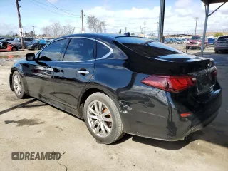 2015 Infiniti Q70 with VIN JN1EY1AP9FM510013, listed as a Copart auction lot 45341105 with 92,255 mi miles and Salvage title. Bid and sale history available at DreamBid. Image 2.