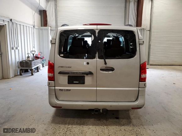 2018 Mercedes-Benz Metris Passenger Van with VIN WD4PG2EEXJ3477891, listed as a Copart auction lot 81984054 with 91,330 mi miles and Salvage Title. Bid and sale history available at carsss.com. Image 6.