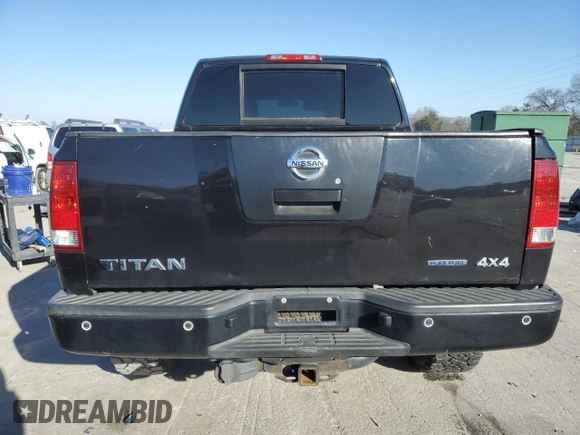 2012 Nissan Titan SV with VIN 1N6BA0EJ1CN301758, listed as a Copart auction lot 83424324 with 263,870 mi miles and Salvage Title. Bid and sale history available at carsss.com. Image 6.