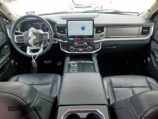 2022 Ford Expedition XLT z VIN 1FMJU1JT9NEA09633, wystawiony jako Copart lot #58004495 z przebiegiem 75 486 mil mil oraz Szkoda całkowita • Salvage title. Historia ofert i sprzedaży dostępna na DreamBid. Obrazek 8.