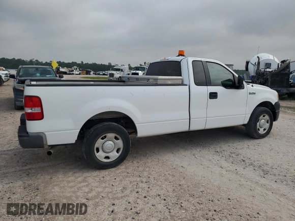 2008 Ford F-150 XL with VIN 1FTRF12228KE32843, listed as a Copart auction lot 50548745 with 172,016 mi miles and Clean title. Bid and sale history available at DreamBid. Image 3.