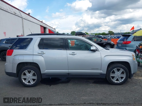 2012 GMC Terrain SLT-1 z VIN 2GKFLVEK3C6187422, wystawiony jako IAAI lot #42115432 z przebiegiem 147 753 mil mil oraz . Historia ofert i sprzedaży dostępna na DreamBid. Obrazek 13.