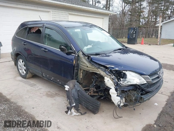 2011 Honda CR-V SE with VIN 5J6RE4H40BL104216, listed as a IAAI auction lot 41689368 with 141,129 mi miles. Bid and sale history available at carsss.com. Image 1.
