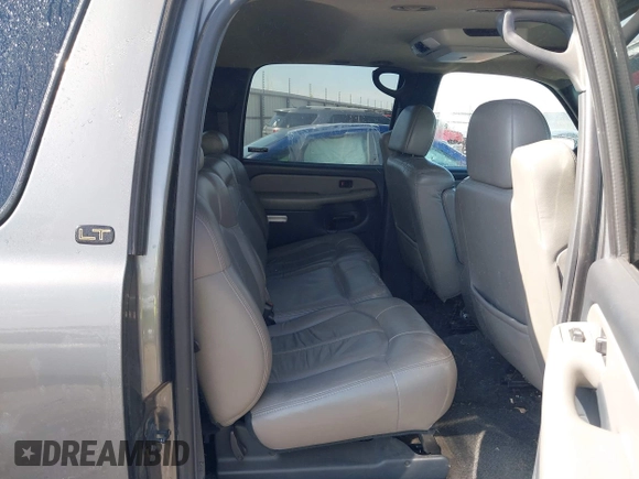 2000 Chevrolet Suburban LS with VIN 3GNFK16T1YG162181, listed as a IAAI auction lot 41843413 with 324,181 mi miles and . Bid and sale history available at DreamBid. Image 8.