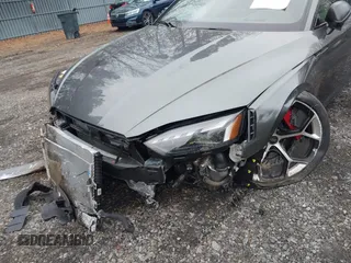 2023 Audi RS 5 z VIN WUANWAF55PA902356, wystawiony jako IAAI lot #41034121 z przebiegiem 3 717 mil mil oraz . Historia ofert i sprzedaży dostępna na DreamBid. Obrazek 6.
