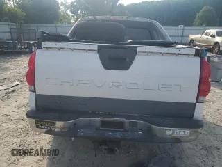 2004 Chevrolet Avalanche Z71 with VIN 3GNEK12T94G128324, listed as a Copart auction lot 63503664 with 0 mi miles and Non Repairable. Bid and sale history available at carsss.com. Image 6.