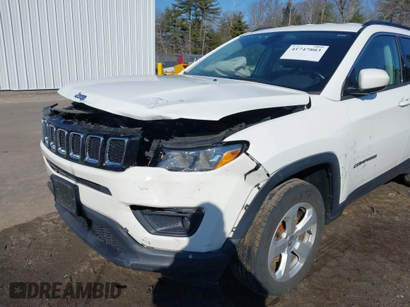 2020 Jeep Compass Latitude with VIN 3C4NJDBB0LT145359, listed as a IAAI auction lot 41747803 with 53,643 mi miles. Bid and sale history available at carsss.com. Image 6.