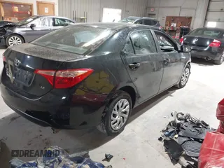 2019 Toyota Corolla L z VIN 5YFBURHE1KP940527, wystawiony jako IAAI lot #42120597 z przebiegiem 93 180 mil mil oraz . Historia ofert i sprzedaży dostępna na DreamBid. Obrazek 4.