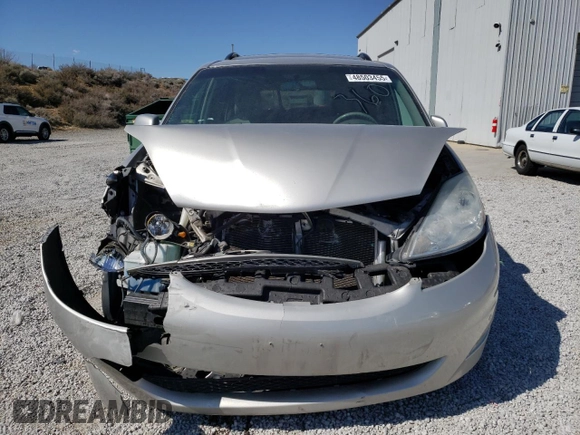 2010 Toyota Sienna XLE z VIN 5TDDK4CC8AS033268, wystawiony jako Copart lot #48503455 z przebiegiem 134 959 mil mil oraz Szkoda całkowita • Salvage title. Historia ofert i sprzedaży dostępna na DreamBid. Obrazek 5.