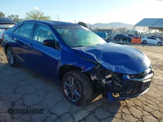 2015 Toyota Camry XLE z VIN 4T1BF1FK9FU884586, wystawiony jako IAAI lot #41789131 z przebiegiem 166 422 mil mil oraz . Historia ofert i sprzedaży dostępna na DreamBid. Obrazek 1.