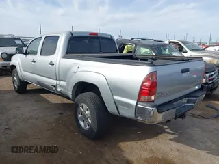 2005 Toyota Tacoma PreRunner with VIN 3TMKU72N45M003048, listed as a IAAI auction lot 41789059 with 87,310 mi miles. Bid and sale history available at carsss.com. Image 3.