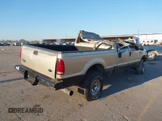 2001 Ford Super Duty F-250 XL with VIN 1FTNW21F61EC35820, listed as a IAAI auction lot 40466765 with 98,316 mi miles. Bid and sale history available at carsss.com. Image 4.