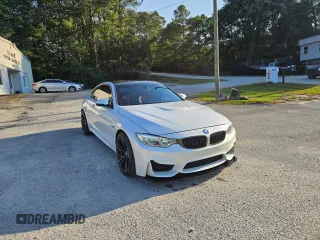 2017 BMW M4 with VIN WBS3R9C35HA014021, listed as a Copart auction lot 76403244 with 77,986 mi miles and Clean Title. Bid and sale history available at carsss.com. Image 1.