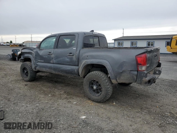 2017 Toyota Tacoma SR5 z VIN 3TMCZ5AN7HM094624, wystawiony jako Copart lot #58166405 z przebiegiem 84 877 mil mil oraz Szkoda całkowita • Salvage title. Historia ofert i sprzedaży dostępna na DreamBid. Obrazek 2.