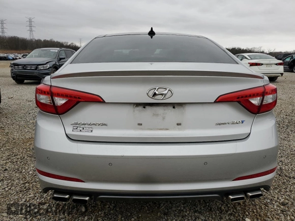 2015 Hyundai Sonata Sport z VIN 5NPE34AB3FH077882, wystawiony jako Copart lot #48311875 z przebiegiem 129 222 mil mil oraz Czysty tytuł • Clean title. Historia ofert i sprzedaży dostępna na DreamBid. Obrazek 6.