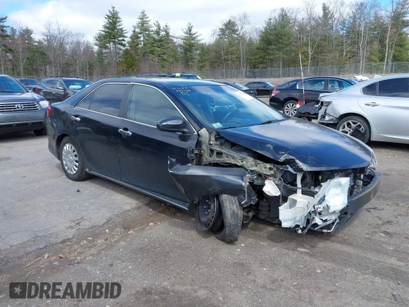 2012 Toyota Camry L with VIN 4T1BF1FKXCU033330, listed as a IAAI auction lot 42031388 with 199,418 mi miles. Bid and sale history available at carsss.com. Image 1.