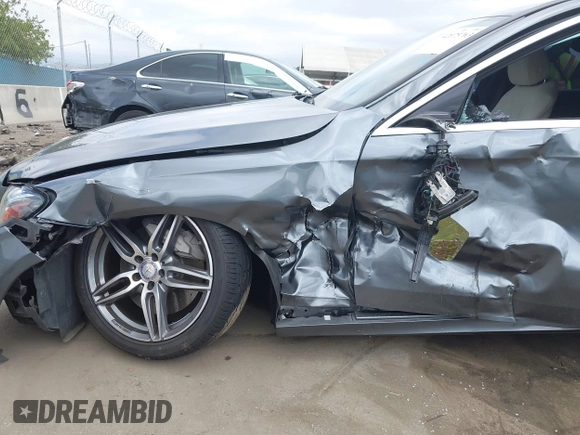 2018 Mercedes-Benz E 300 with VIN WDDZF4JBXJA477047, listed as a IAAI auction lot 42075763 with 62,843 mi miles and . Bid and sale history available at DreamBid. Image 6.