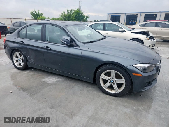 2013 BMW 3 Series 328i z VIN WBA3A5G55DNP24023, wystawiony jako Copart lot #59547315 z przebiegiem 34 131 mil mil oraz Czysty tytuł • Clean title. Historia ofert i sprzedaży dostępna na DreamBid. Obrazek 4.