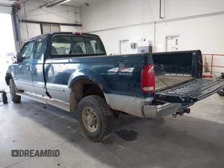 1999 Ford F-250 XL z VIN 1FTNX21S1XEA96540, wystawiony jako IAAI lot #41631269 z przebiegiem 189 883 mil mil oraz . Historia ofert i sprzedaży dostępna na DreamBid. Obrazek 3.