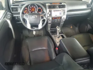 2011 Toyota 4Runner Trail z VIN JTEBU5JR6B5038745, wystawiony jako Copart lot #58831385 z przebiegiem 174 148 mil mil oraz Szkoda całkowita • Salvage title. Historia ofert i sprzedaży dostępna na DreamBid. Obrazek 8.
