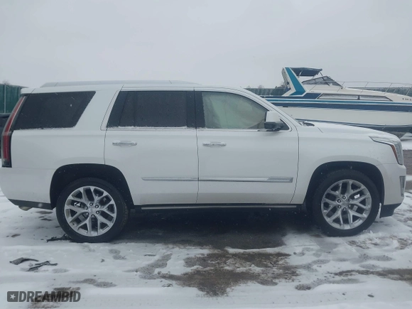 2016 Cadillac Escalade Premium Collection with VIN 1GYS4CKJ8GR168005, listed as a IAAI auction lot 41304652 with 64,257 mi miles. Bid and sale history available at carsss.com. Image 13.