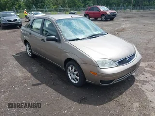 2005 Ford Focus S with VIN 1FAFP34NX5W306923, listed as a IAAI auction lot 42723242 with 67,672 mi miles and . Bid and sale history available at DreamBid. Image 1.