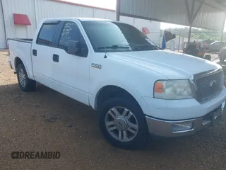 2005 Ford F-150 XLT z VIN 1FTPW12515FB55060, wystawiony jako IAAI lot #42510084 z przebiegiem 264 653 mil mil oraz . Historia ofert i sprzedaży dostępna na DreamBid. Obrazek 1.