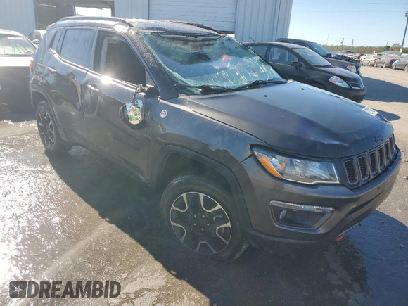 2021 Jeep Compass Trailhawk with VIN 3C4NJDDB3MT564983, listed as a Copart auction lot 76310514 with 77,585 mi miles and Non repairable. Bid and sale history available at DreamBid. Image 4.